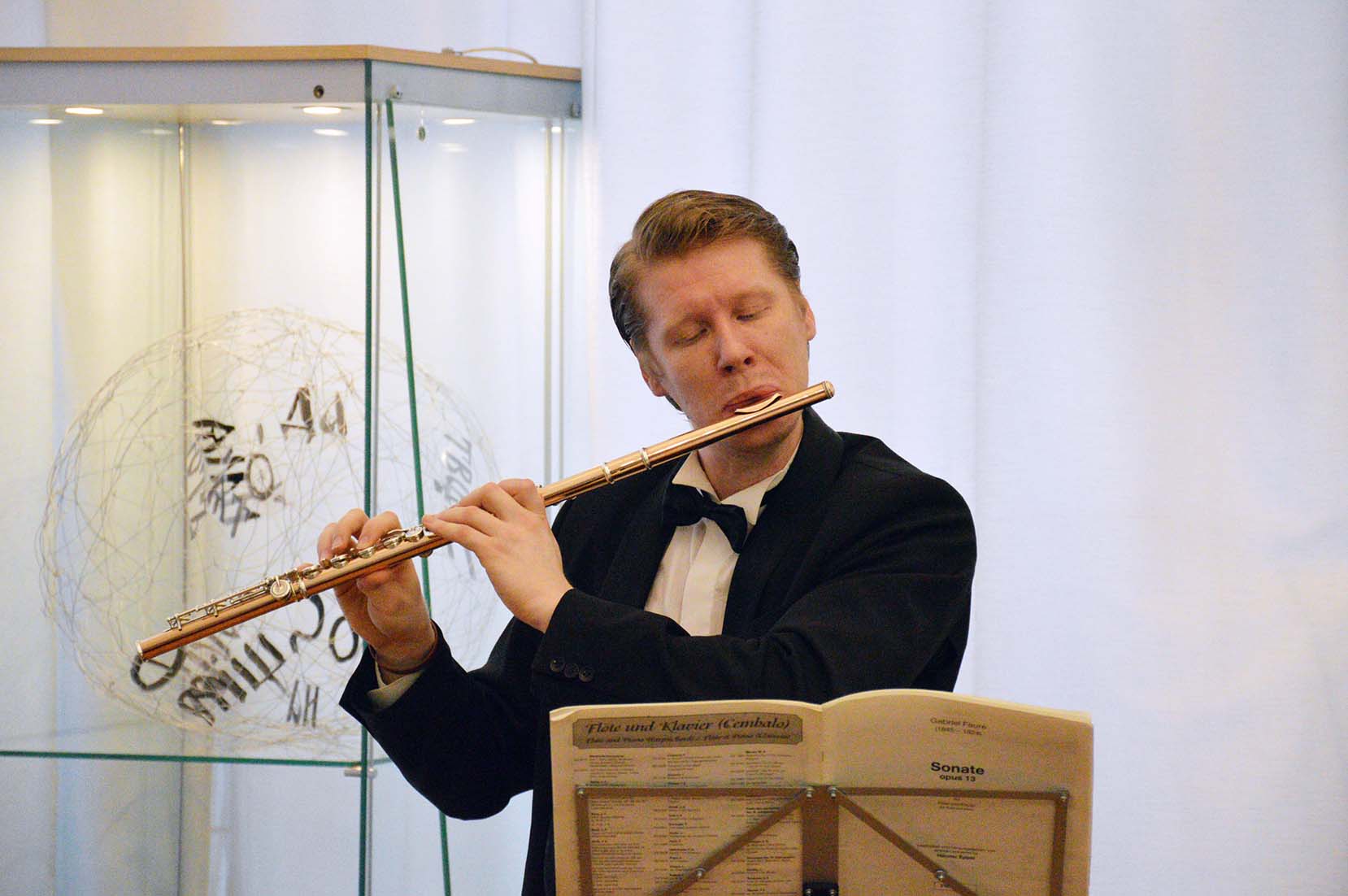 Первые скрипки в оркестре. Солист оркестра. Самый большой оркестр в России.